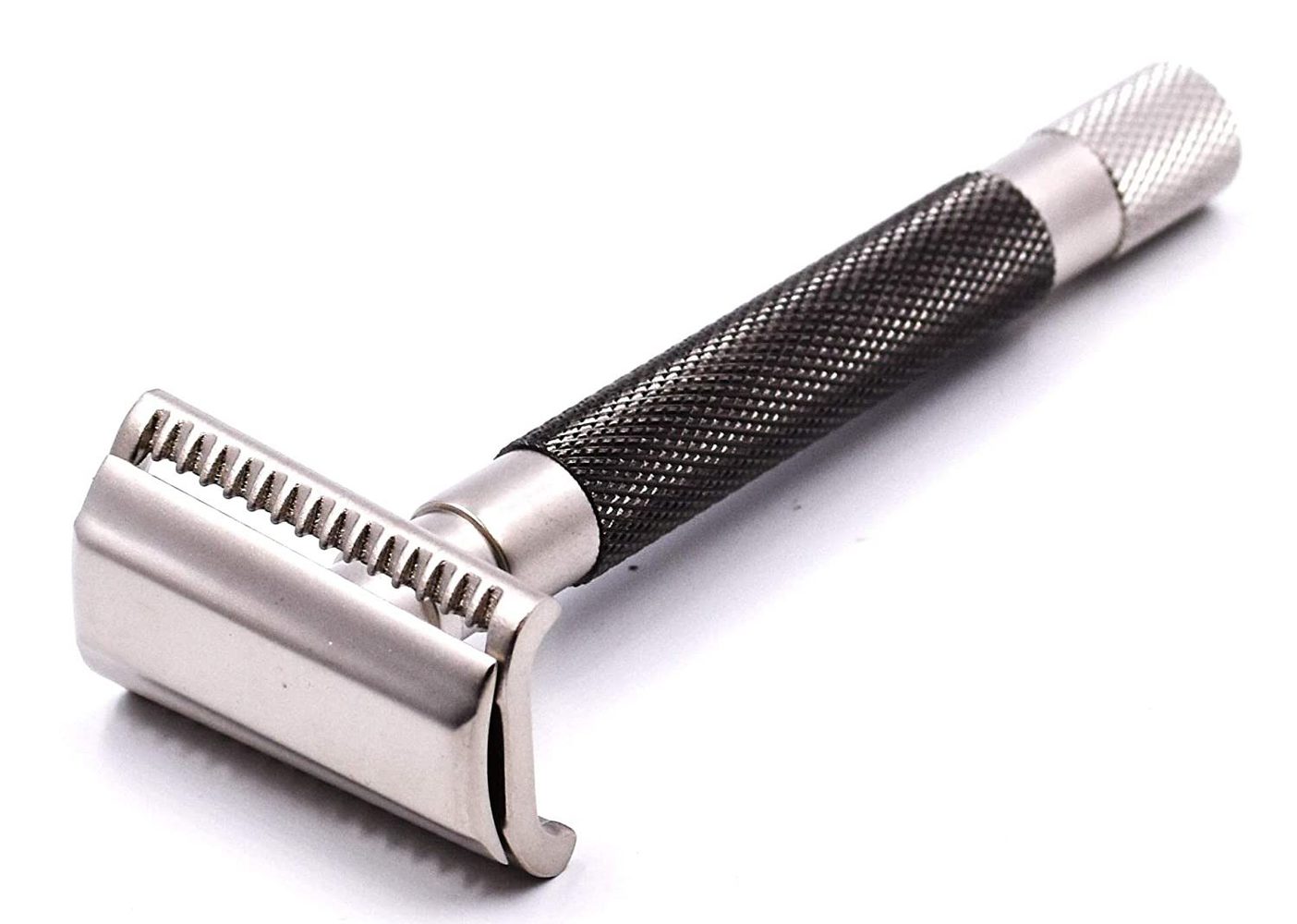 6 Best Slant Razors in 2022 (For Effortless Shaving)