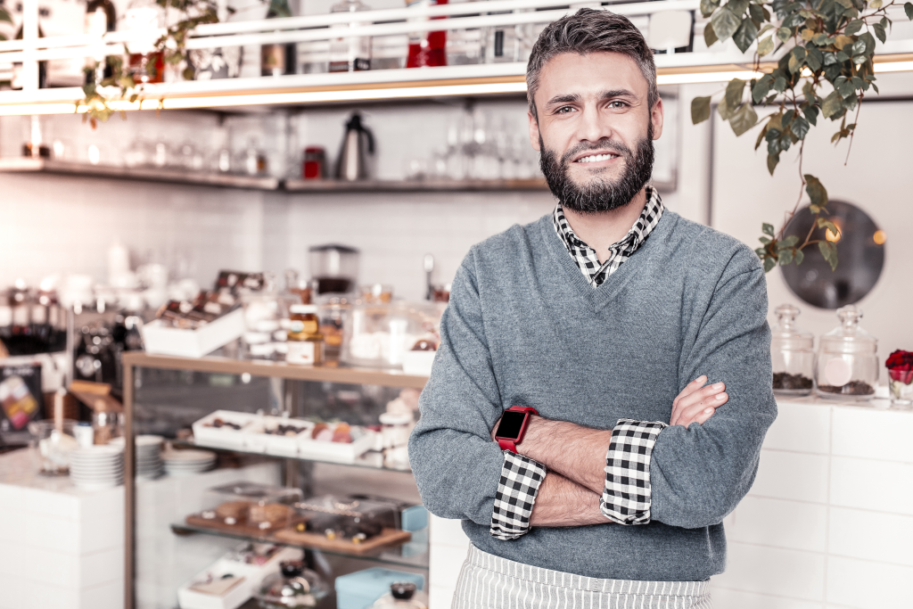 guy with thick beard
